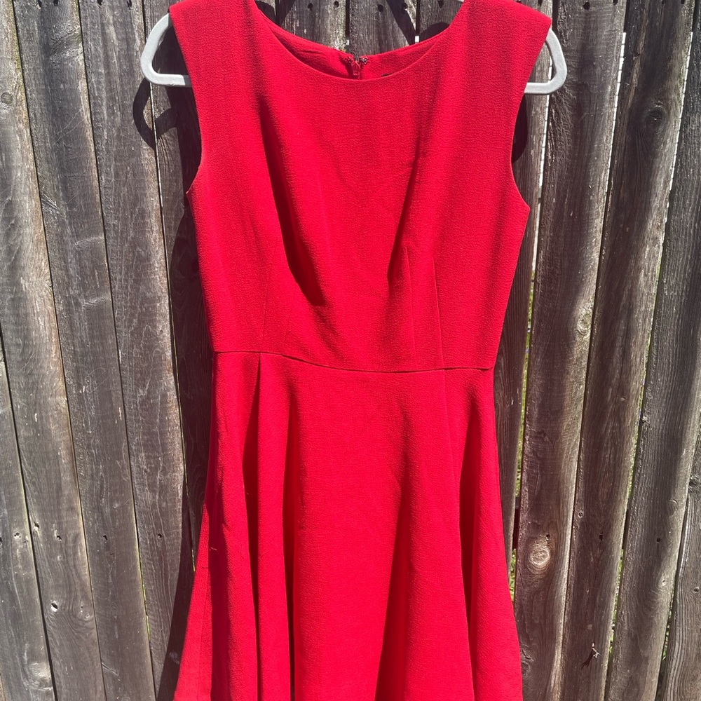 Size 2 Limited dress! ❤️